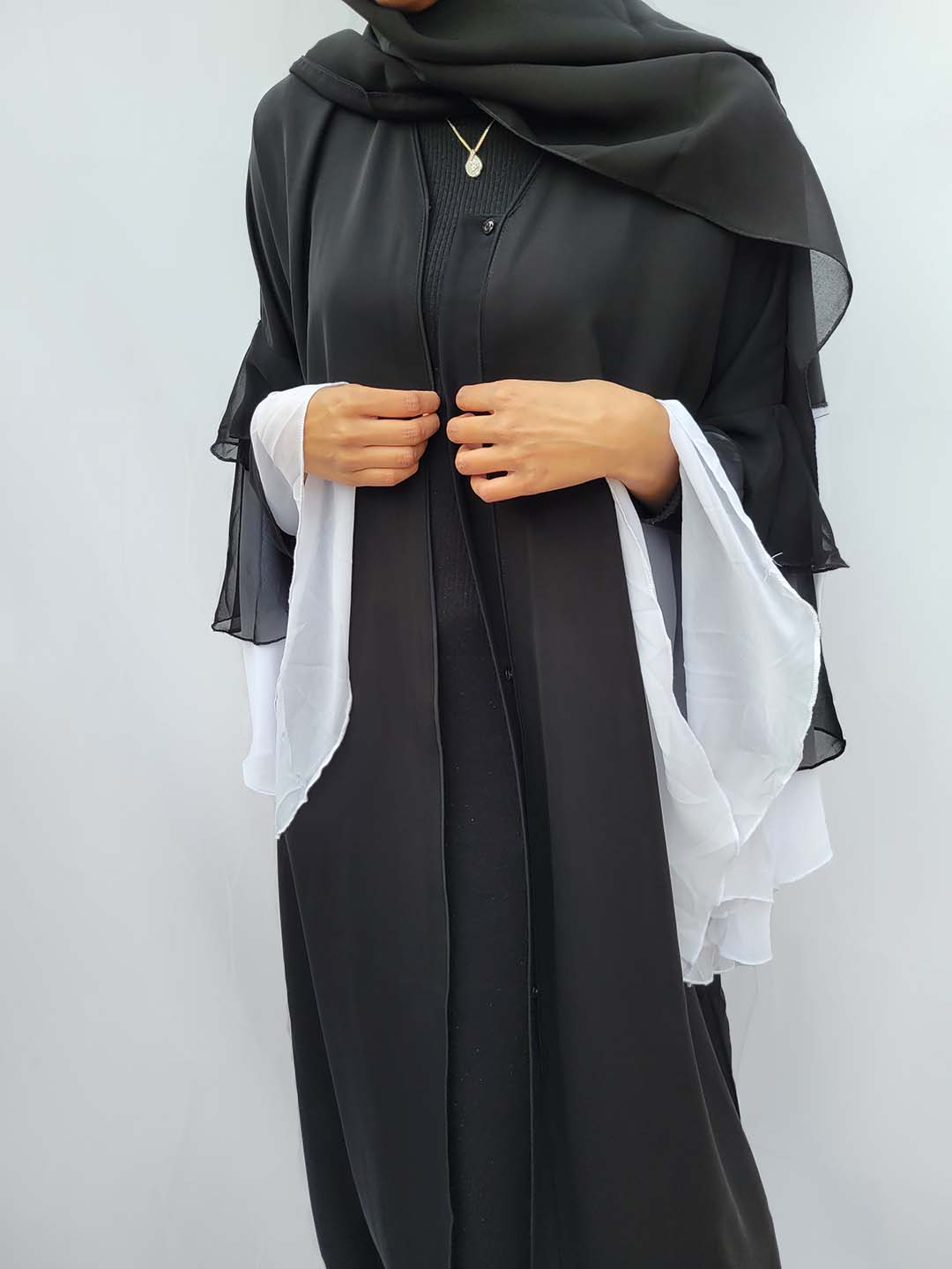 Yusra Abaya in White