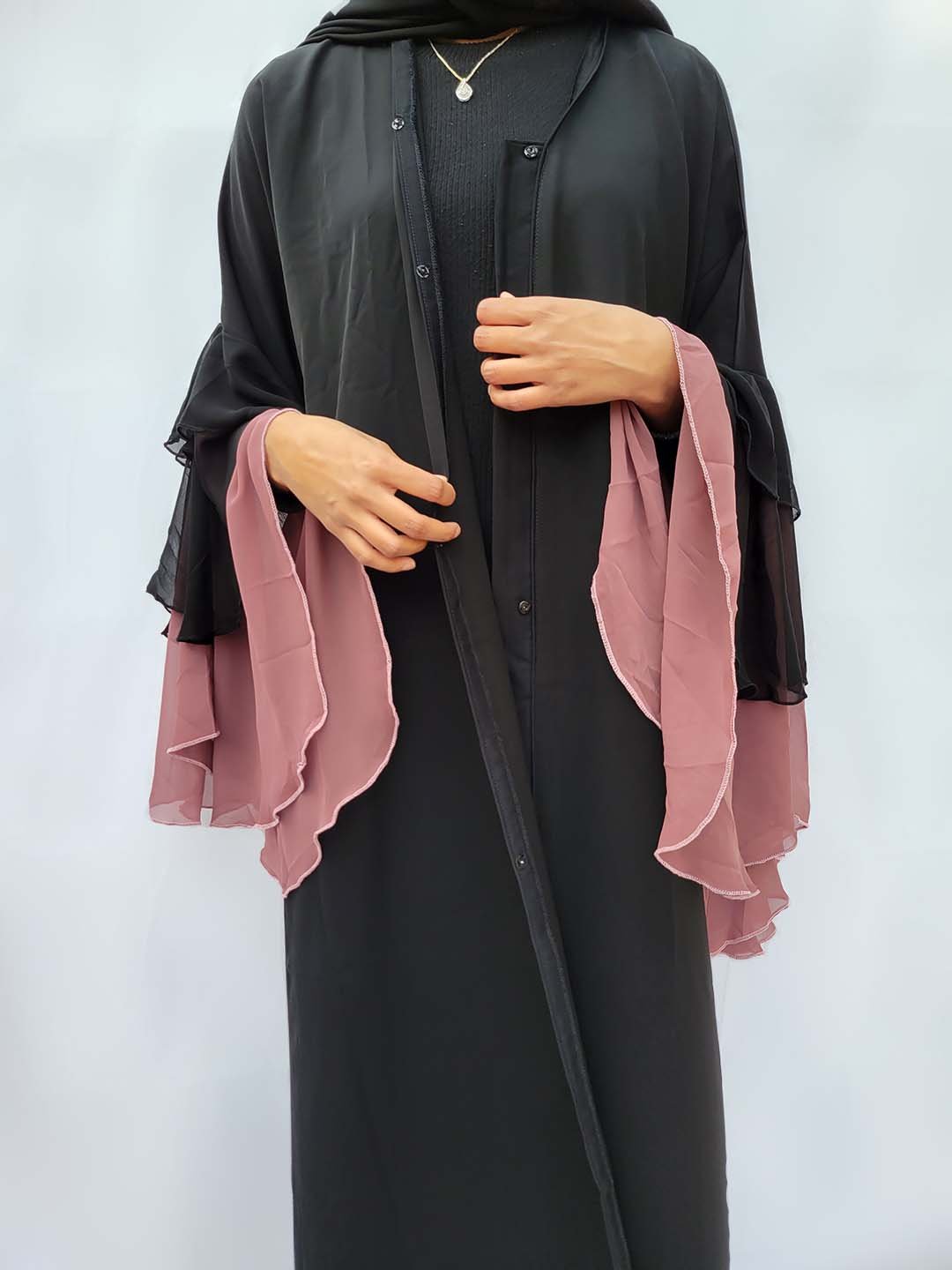 Yusra Abaya in Rose